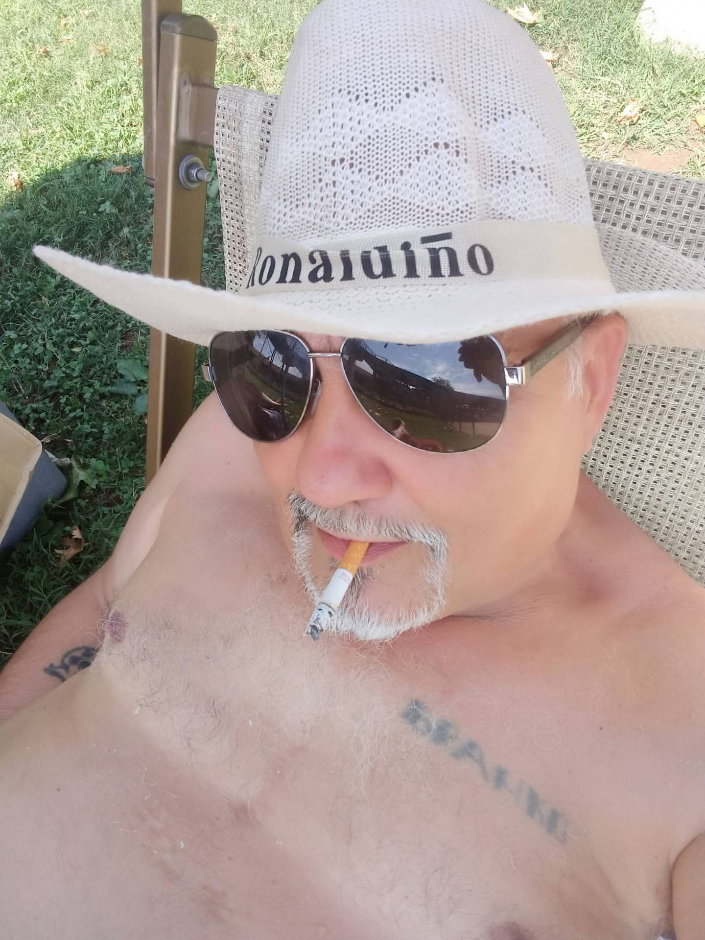 Ciao  mi chiamo Dragan Prljic mi piace essere scopato da uomini, scrivetemi anche su tg Ryan_of_broken_pallonet