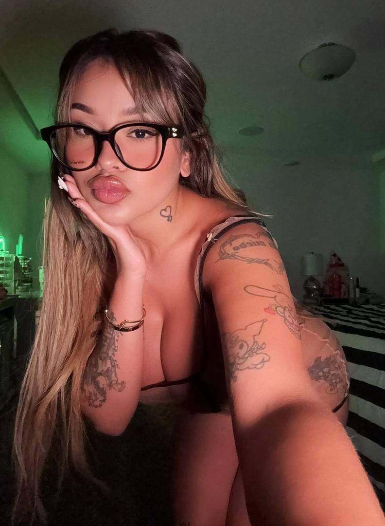 Vieni a scoprire i tuoi piaceri sessuali scrivendemi su telegramma 😘👉 @HOSANA18 👈