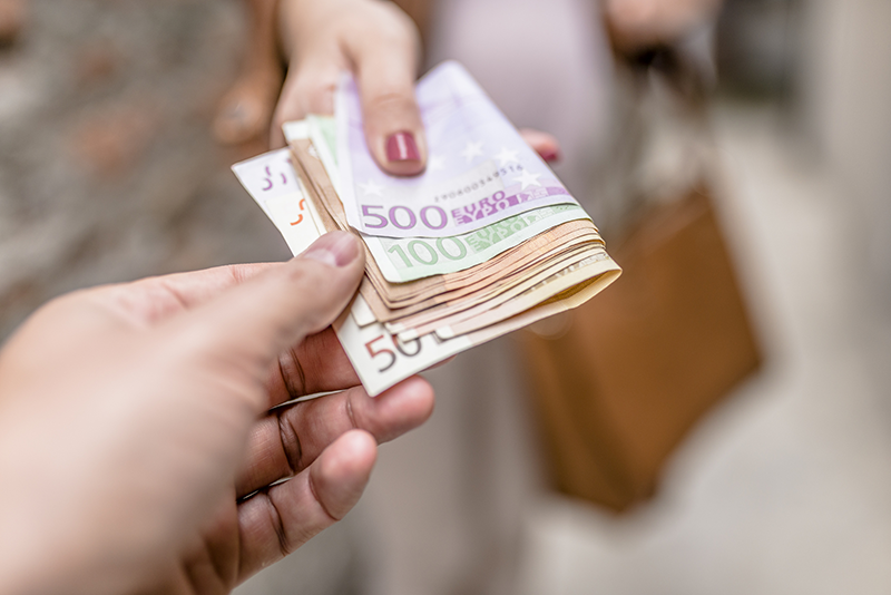 ‎Siete alla ricerca di un pronto per realizzare un progetto , vi offriamo pronto ad interessi , siamo in grado di accordare pronto per qualsiasi impor