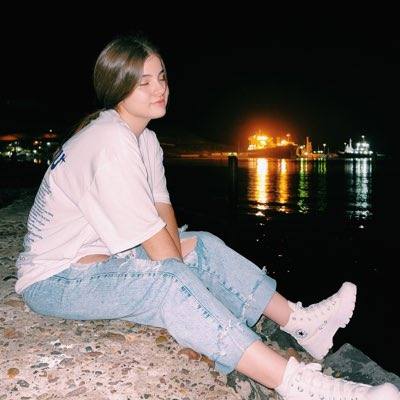 Sono disponibile per sesso a pagamento