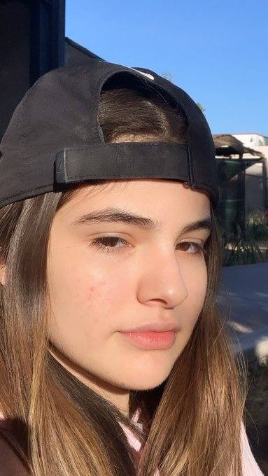 Sono disponibile per sesso a pagamento