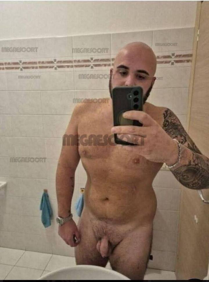 Uomo gay passivo cerca sesso selvaggio anale, scrivetemi anche su telegram officialbox90