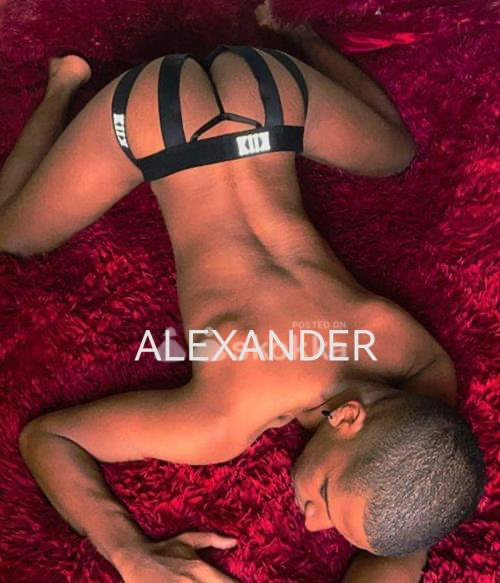 MASSAGGIATORE PROFESIONISTA ALEXX.APENA RITORNATO DISPONIBILE PER UOMO, COPPIA * EXPERIENCE.