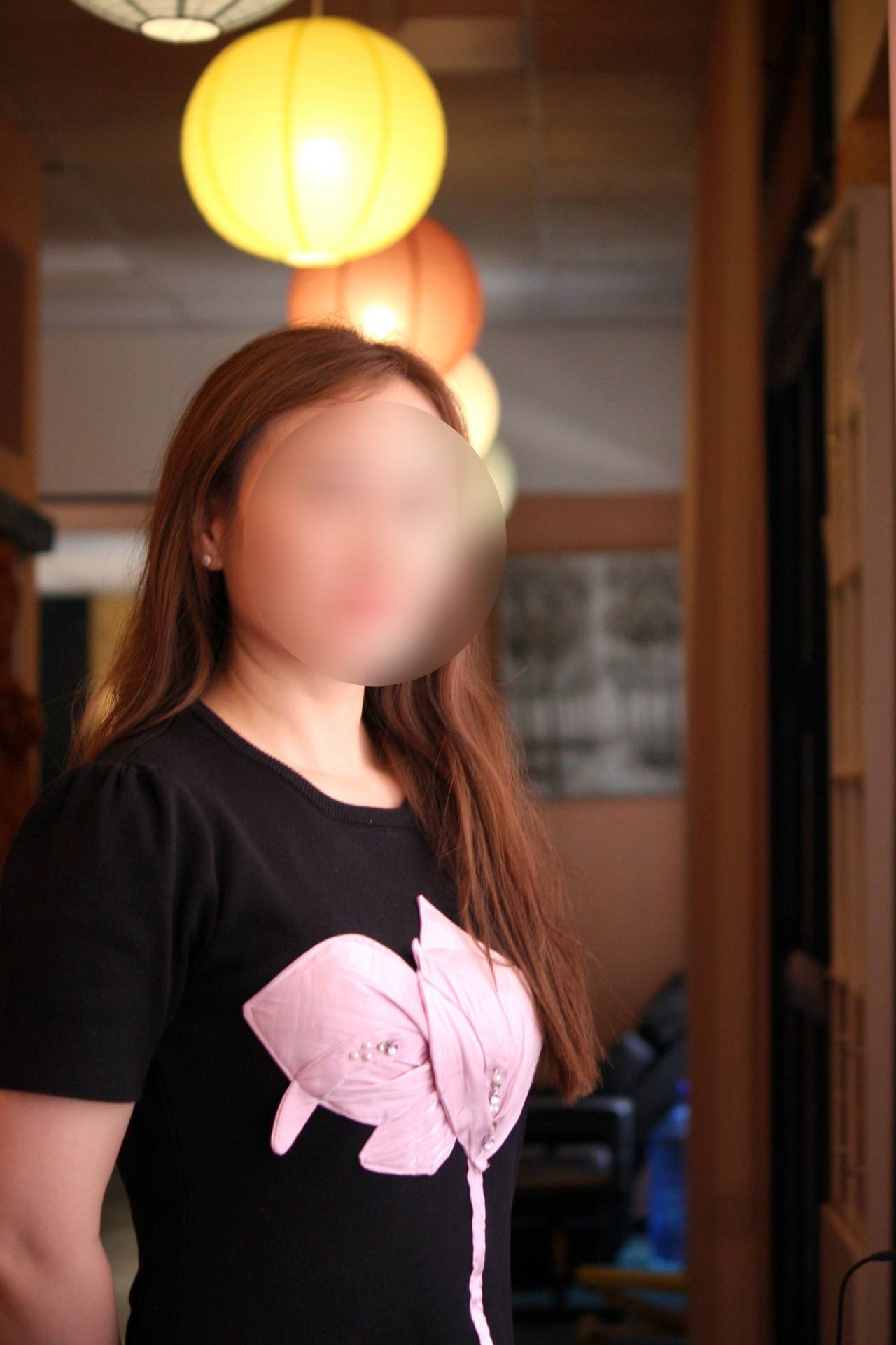 Iris ragazza cinese sensuale e disponibile